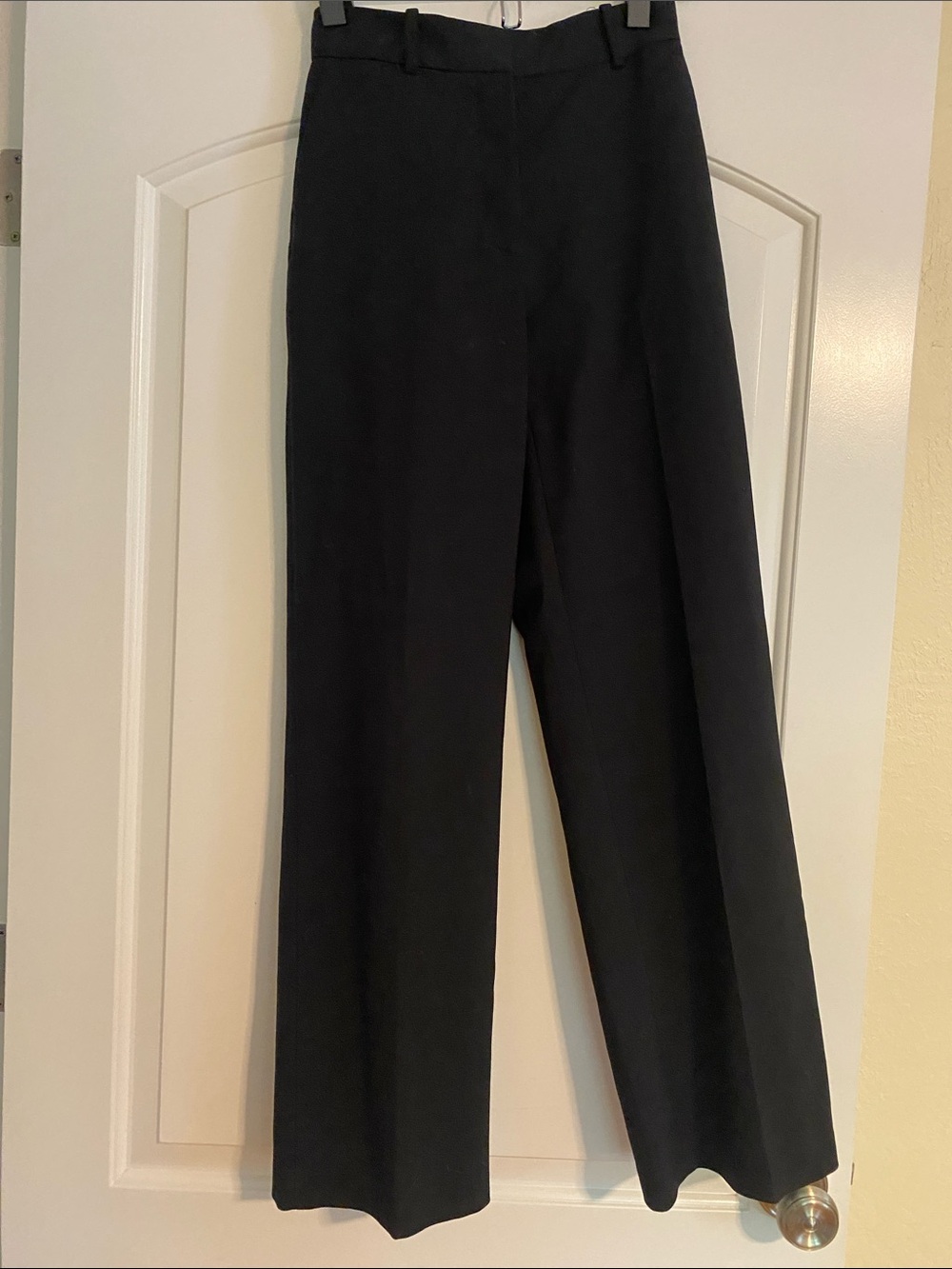 Aritzia Babaton black pants size 2
